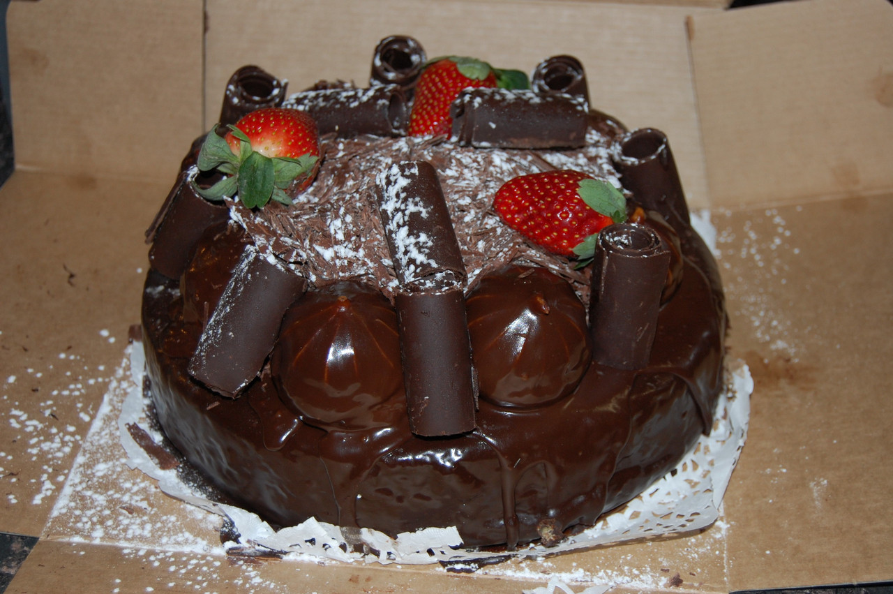 Cake Happy Birthday Lisa Images / 36 happy birthday lisa memes ranked ...